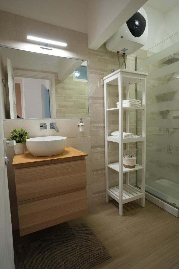 Luxury Rooms Paoli 19 Cagliari Eksteriør billede